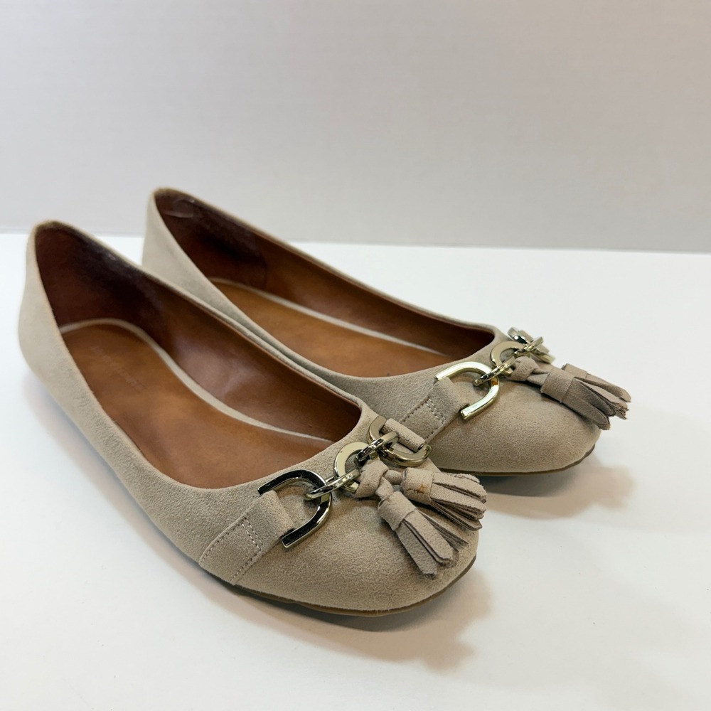 Banana Republic Ballet Flats Womens 6 Beige Tassel Shoes Suede Professional